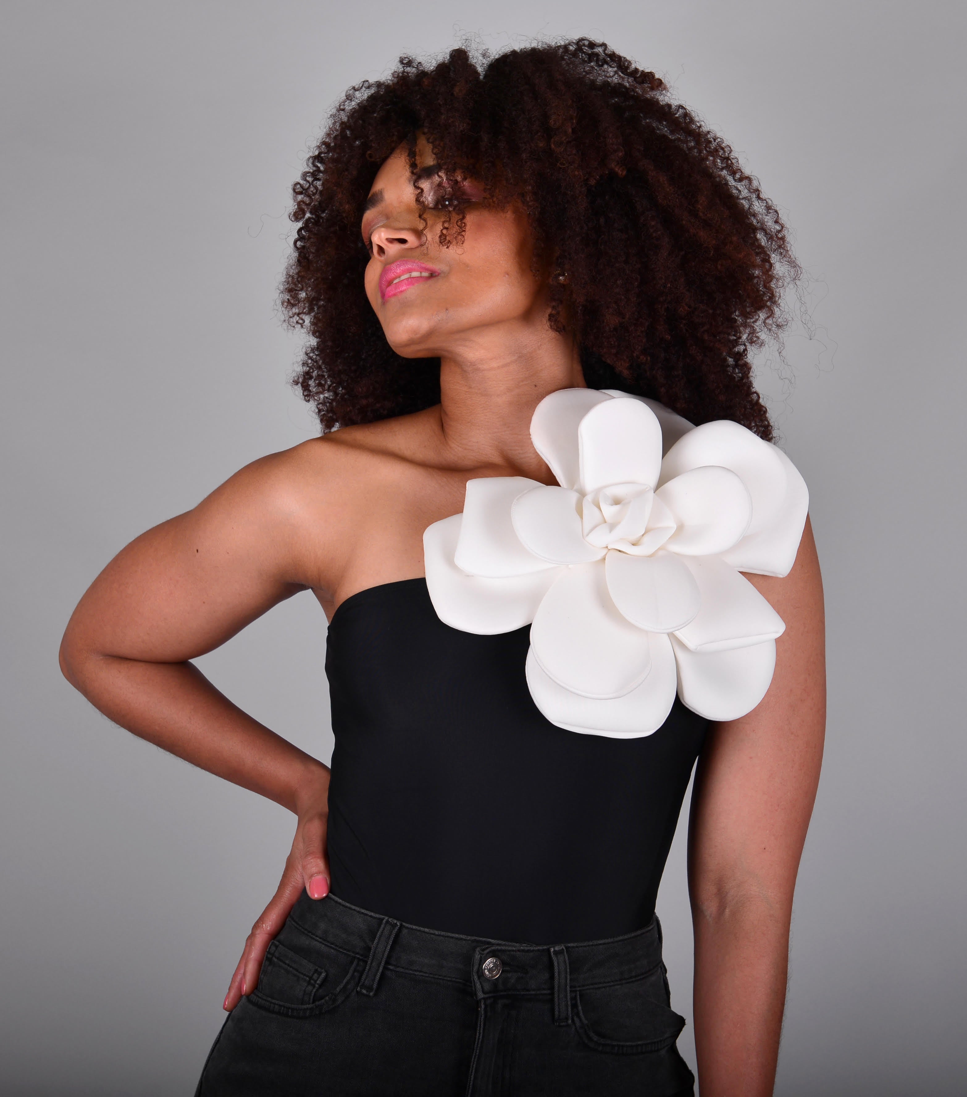 WHITE SCARLET Bodysuit